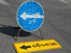 Пробка из автомобилей образовалась на границе с Украиной в Ростовской области