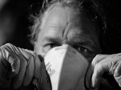 В Ростове предлагают купить маски по 1000 рублей за упаковку 