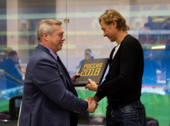 Губернатор Ростовской области признался, что всегда болел за «Спартак» и оценил работу Карпина в «Ростове»