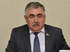 В Ростове уволили заместителя главы по ЖКХ Владимира Сакеллариуса в связи с утратой доверия