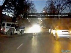 Аварию с полицейским авто в Таганроге сняли очевидцы    