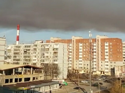 Из-за крупного пожара под Ростовом город затянуло дымом