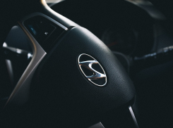 В Ростове разыскивают водителя черного Hyundai Solaris, насмерть сбившего пешехода