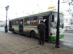 Круглосуточно жаловаться на работу транспорта смогут ростовчане