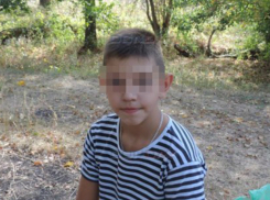 Мальчик-гимнаст сломал лицо, руки и позвоночник, упав с ж/д моста в Ростовской области