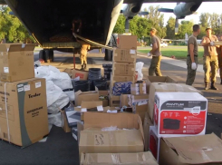 Власти Ростовской области отправили очередную партию гумпомощи военным в зону СВО