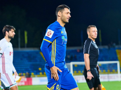 «Спартаковцы орали на судейство»: футболистов «Ростова» возмутили скандальные удаления