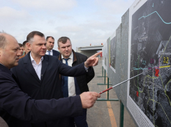 Юрий Слюсарь заявил, что брутто-контракты помогут наладить регулярность маршрутов общественного транспорта