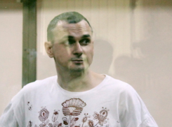 Сенцов и Кольченко спели в ростовском суде гимн Украины 