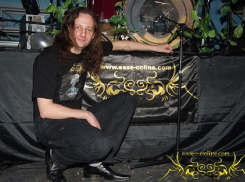 День рождения отмечает музыкант и врач Евгений Пронин