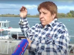 Жительница Азова прославилась на всю Россию после невнятного и эмоционального интервью 