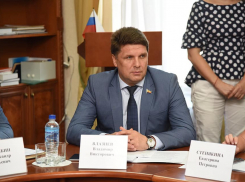 Депутат Владимир Влазнев возглавил Ленинский район Ростова