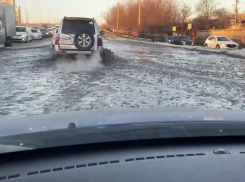 В Ростове из-за коммунальной аварии на Текучева образовалась огромная пробка