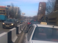 Из-за ремонта дорог на Нагибина вновь пробка