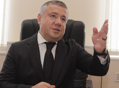 Директор Нахичеванского рынка заявил, что сам наказал устроившего ДТП сына