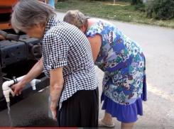 В сорокорадусную жару три недели  жители поселков Ростовской области сидят без воды