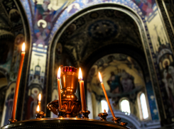 Ростовские священники смогут причащать тех, кто заражен коронавирусом