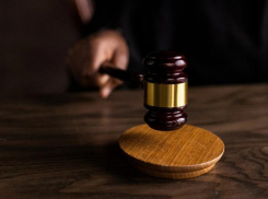В Шахтах мать и дочь отправили в тюрьму за убийство мужчины