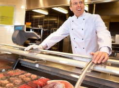 На антрекоты и стейки для футболистов клуб «Ростов» решил потратить 2,6 миллиона рублей 