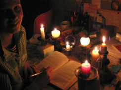 Жителям двух улиц в Ростове отключат свет в первый рабочий день недели