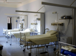 Донские власти срочно разворачивают дополнительные ковидные койки