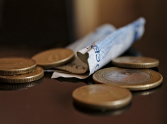 Власти пообещали повысить минимальную зарплату на Дону до 14,5 тысяч рублей