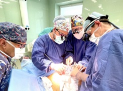 Ростовские врачи спасли 15-летнего подростка с сосудистой патологией 