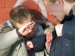 Банда подростков с «розочками» из битых бутылок терроризировала школьников под Ростовом