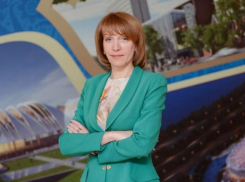 Их надо знать в лицо. Светлана Камбулова, отвечающая за всю экономику Ростова