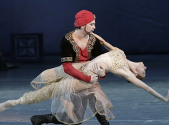 В ростовском музтеатре «Донбасс опера» покажет балет «Тысяча и одна ночь» и «Малыш и Карлсон»