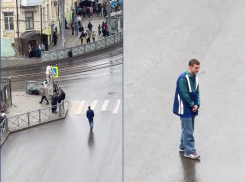 Турбо из «Слово пацана» замечен на съемках фильма о Басте в центре Ростова