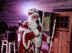 Караоке в банях и угощения от Деда Мороза: как ростовчане встретят новогоднюю ночь в СПА-клубе City Creek