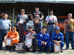 В конкурсе «Самый лучший сантехник Ростова» ни один из участников не смог собрать радиатор без протечки