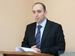 В Новочеркасске депутат избил зампредседателя Гордумы 