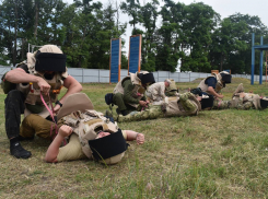 Пиротехники МЧС из Ростовской области обезвредили в Донбассе более 4 тысяч взрывоопасных предметов