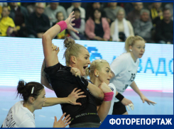 «Ростов-Дон» против «Бухареста» и судей: публикуем кадры самой трудной победы наших гандболисток в сезоне