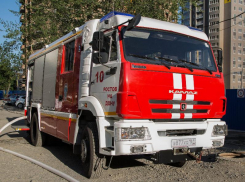 В Ростовской области утром 12 января загорелся автобус с шахтерами 