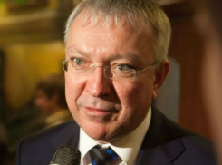 Крупная федеральная компания вряд ли будет гореть желанием купить ФК «Ростов», - Белоус