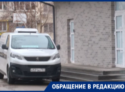 «Дети боятся выходить на улицу»: в Ростове рядом с детской площадкой открыли подпольный магазин ритуальных услуг