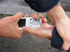 Сразу двоих прохожих за один день умудрился ограбить гость с периферии в Ростове