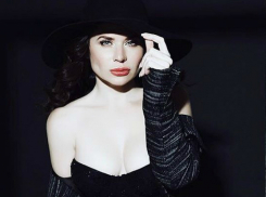 Секс-бомба знаменитой авиакомпании сделала эротическое фото в Ростове