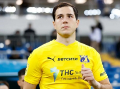 ФК «Ростов» продлил контракт с защитником Осипенко до 2027 года