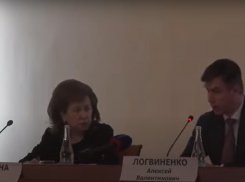 Алексей Логвиненко пригрозил увольнять глав районов, которые не справляются с работой