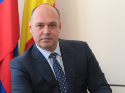 Доходы министра информационных технологий за семь лет выросли в два раза