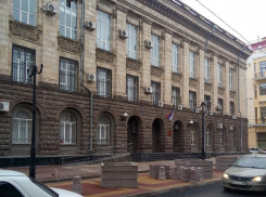 Замначальника ИФНС в Ростове получил 4 года тюрьмы за аферу на 106 млн рублей