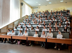 Здесь учат врачей, медсестер и фармацевтов: рассказываем про Ростовский государственный медицинский университет