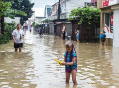 Ростовские спасатели используют в Сочи беспилотник
