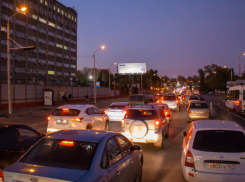 В Ростове на улице Текучева ограничат движение автомобилей с 23 апреля