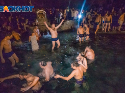 В крещенских купаниях приняли участие более 12 тысяч ростовчан