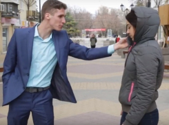 Парень бросил девушку из-за ее волос